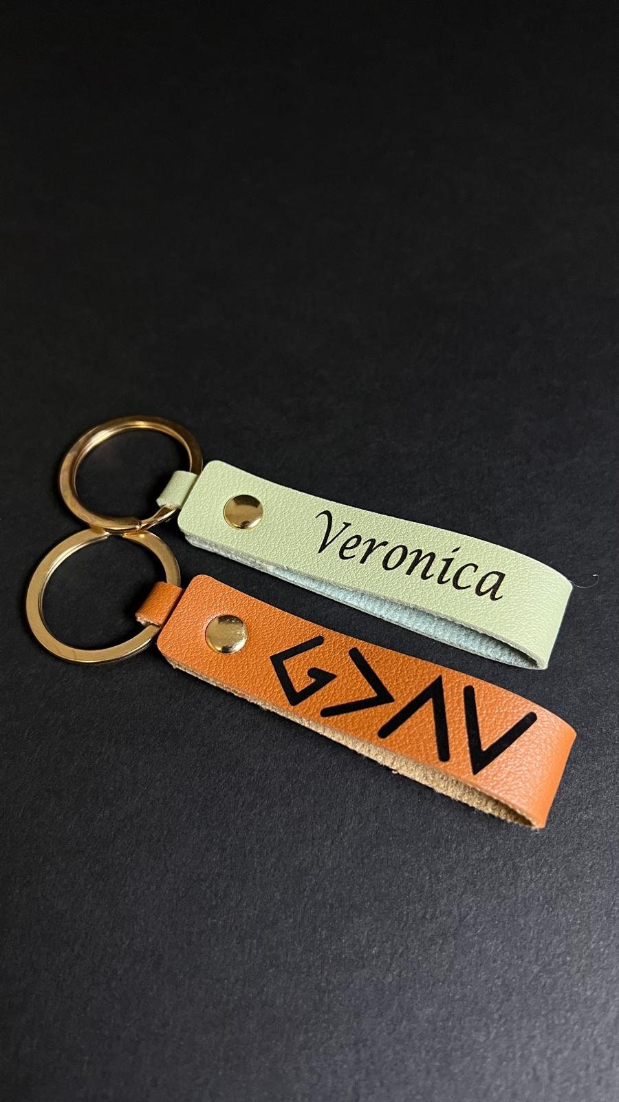 Minimalist Keychain Gift For Him Personalized Leather Accessory For Her Gift With Customization On Accessory Show Love With a Gift For Daddy