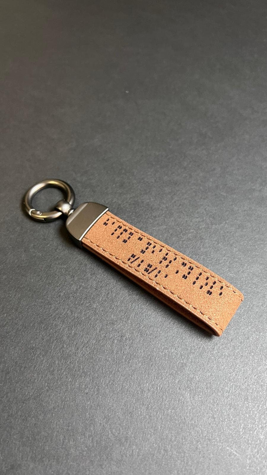 customized keychain Visual Impairment Keychain song Keychain for Disabled people No sight font Visually impaired Design touch read lettering