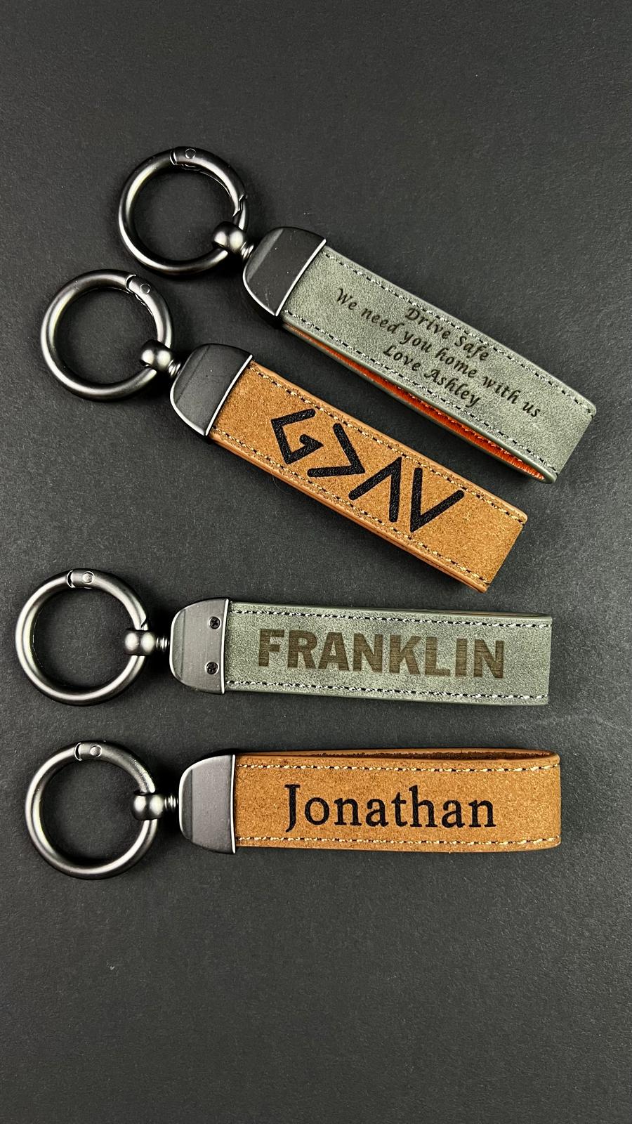 Personalized Father Gift Leather Keychain For Dad Custom Accessory Fathers Day Family Reunion Gift Cute Christmas Papa Gift Idea For Daddy