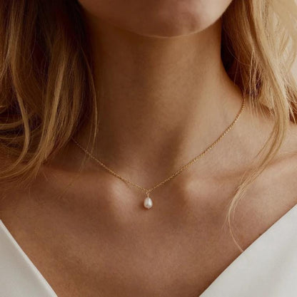 18 K Gold Minimalist Drop Necklace and Bracelet Set Christmas Gift Women Accessory Fashion Women's Jewelry Best Seller Golden Plated Jewels
