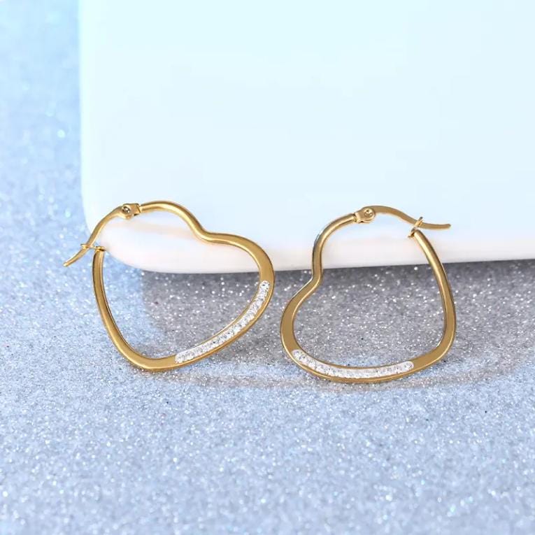 18k Gold Plated Minimalist Earring Women Jewelry Stainless Steel Heart Shape Stud Pendant For Lady Christmas Wife Girlfriend Minimalist Hoop